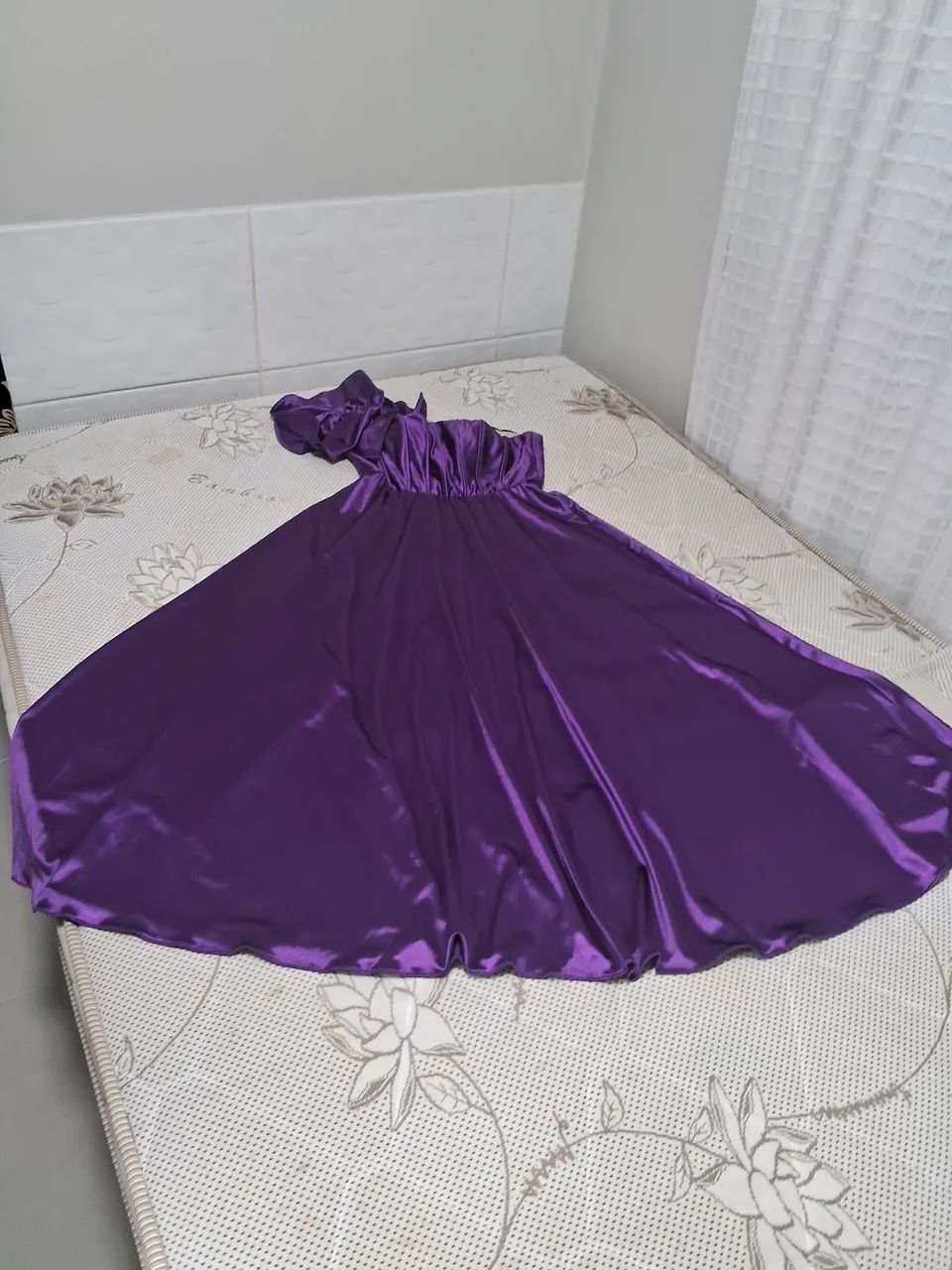 Vestido de luxo semi novo!!  - Foto 3