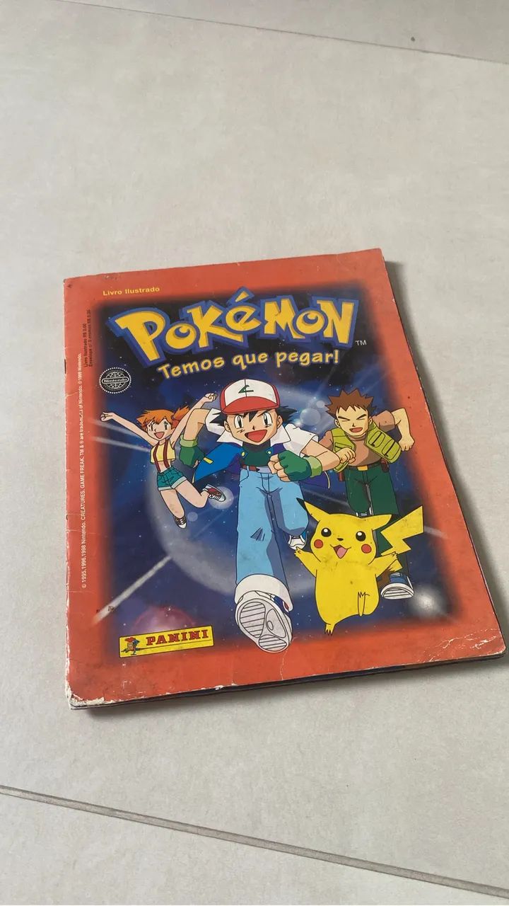 Álbum Pokémon panini antigo 