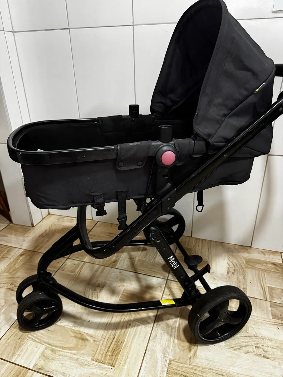 Vendo carrinho de bebê Moisés Anápolis  - Foto 2