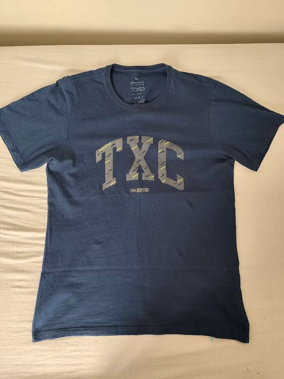 Camisetas masculinas M e G usadas - Foto 4