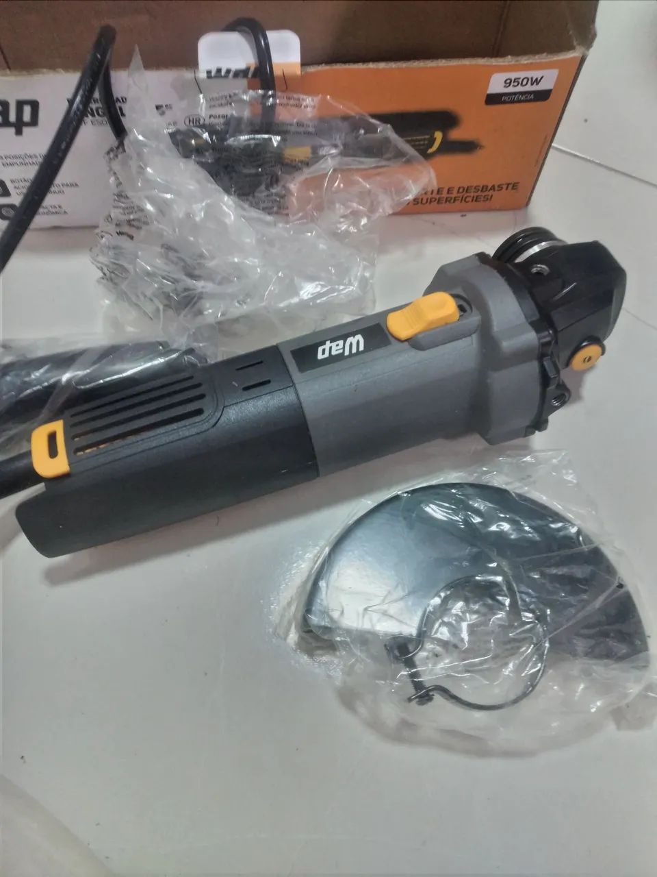 Vendo esmerilhadeira WAP angular 5", 950W e 127V - Foto 4