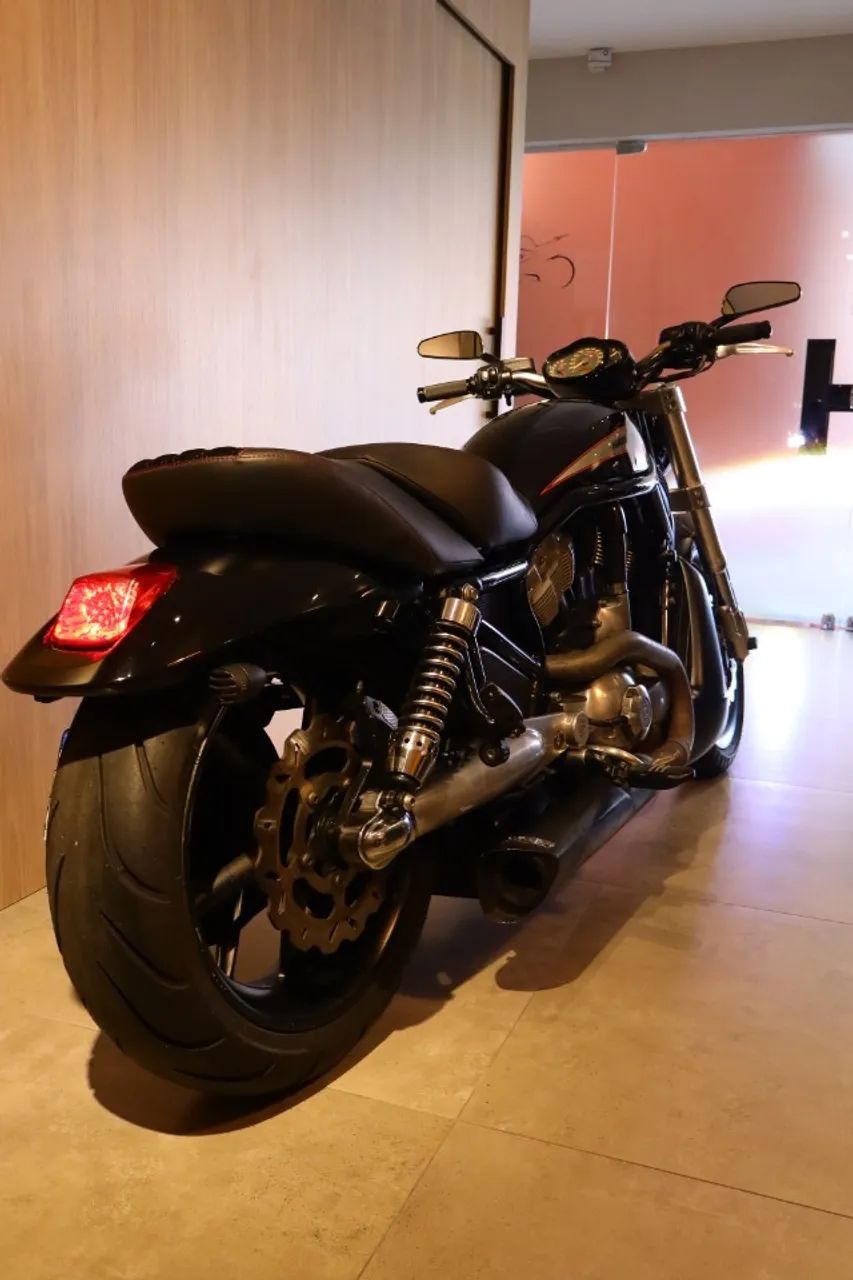 Harley Davidson V-Rod VRSCR  - Foto 5