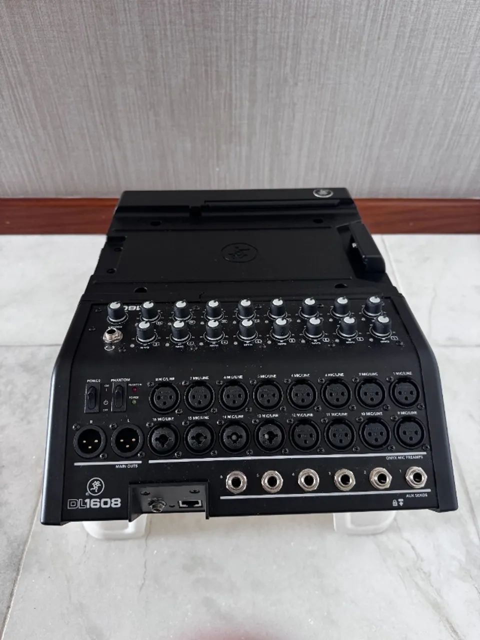 Mesa digital Mackie DL1608 - Foto 4