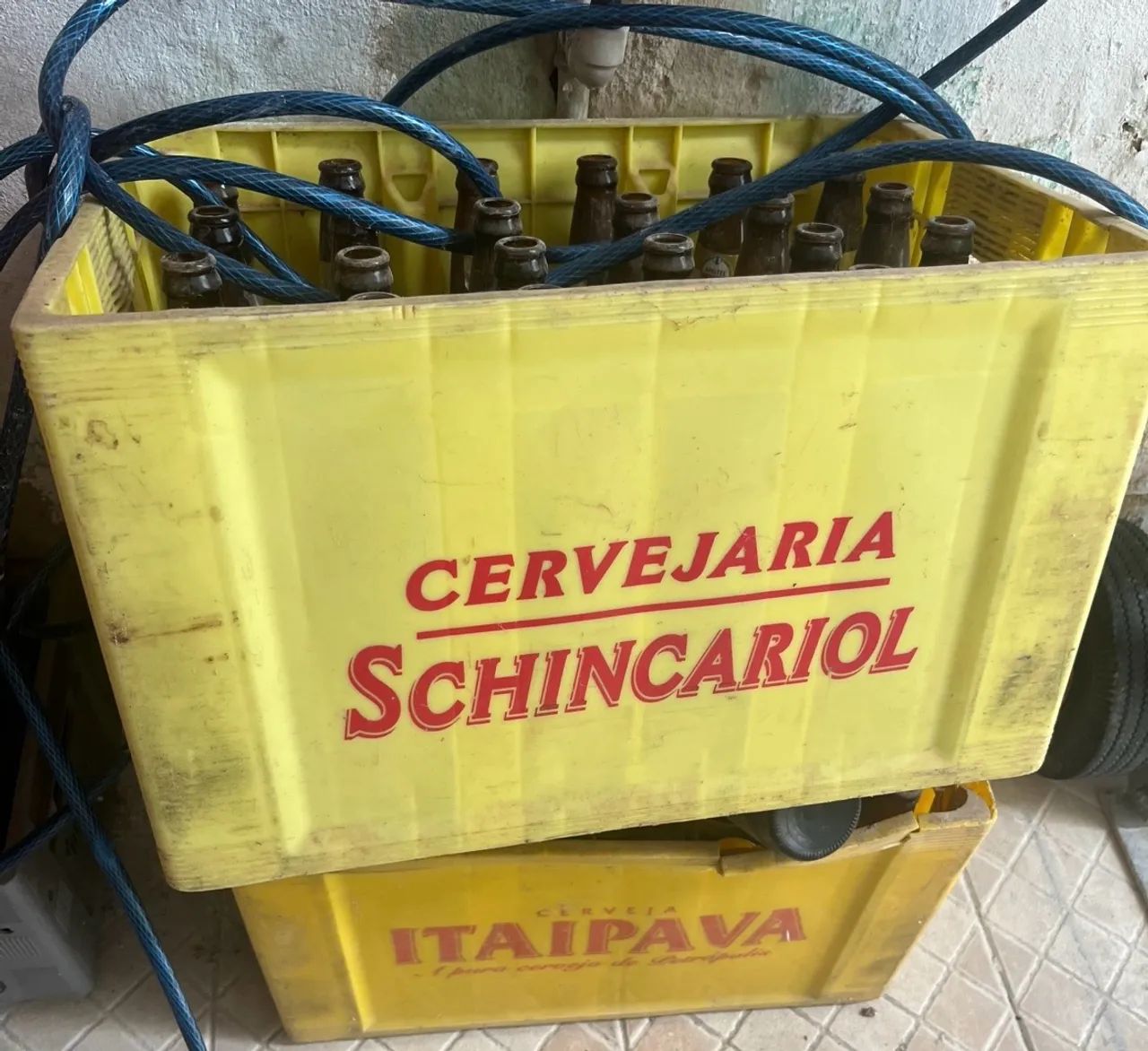 Engradados e garrafas de cerveja  - Foto 2
