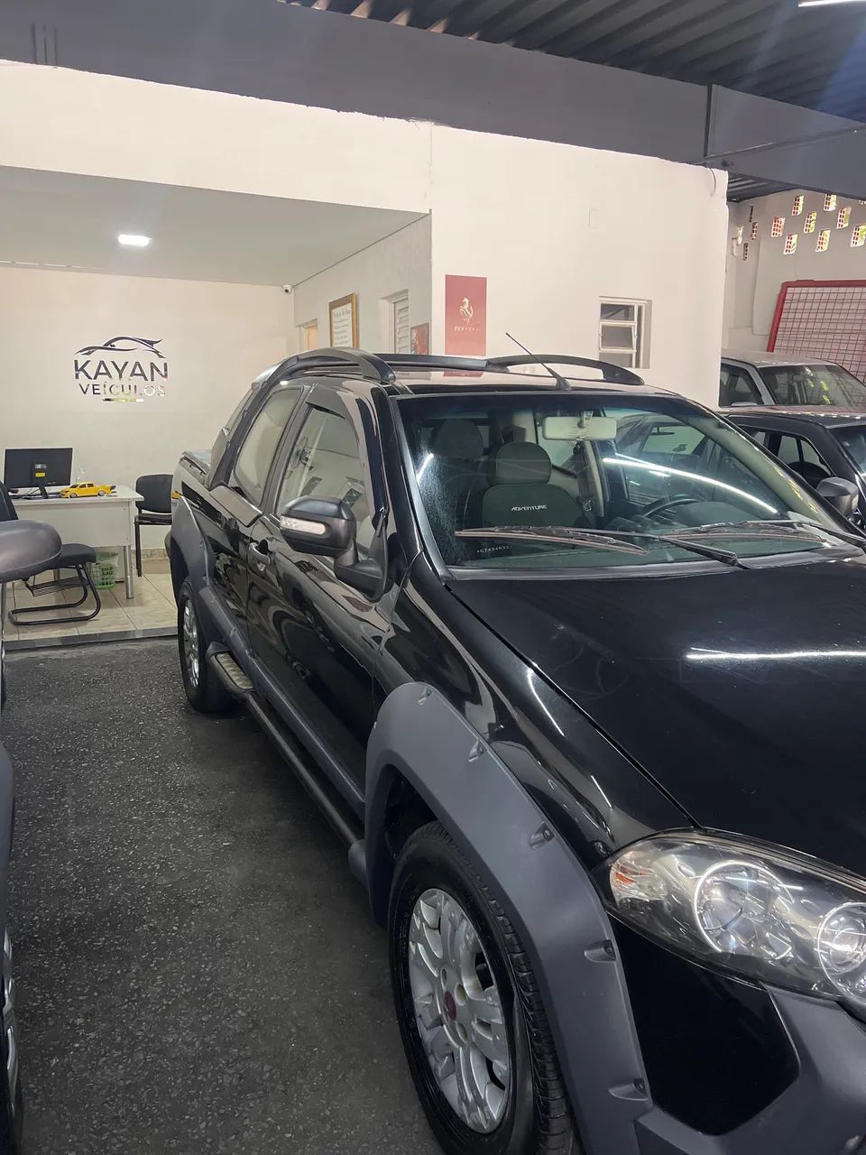 Fiat Strada Adventure1.8/ 1.8 Locker Flex CD 2012 - Foto 2