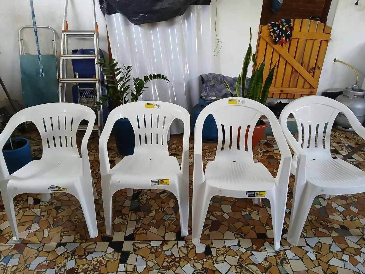 Cadeira plastica TRAMONTINA  - Foto 2