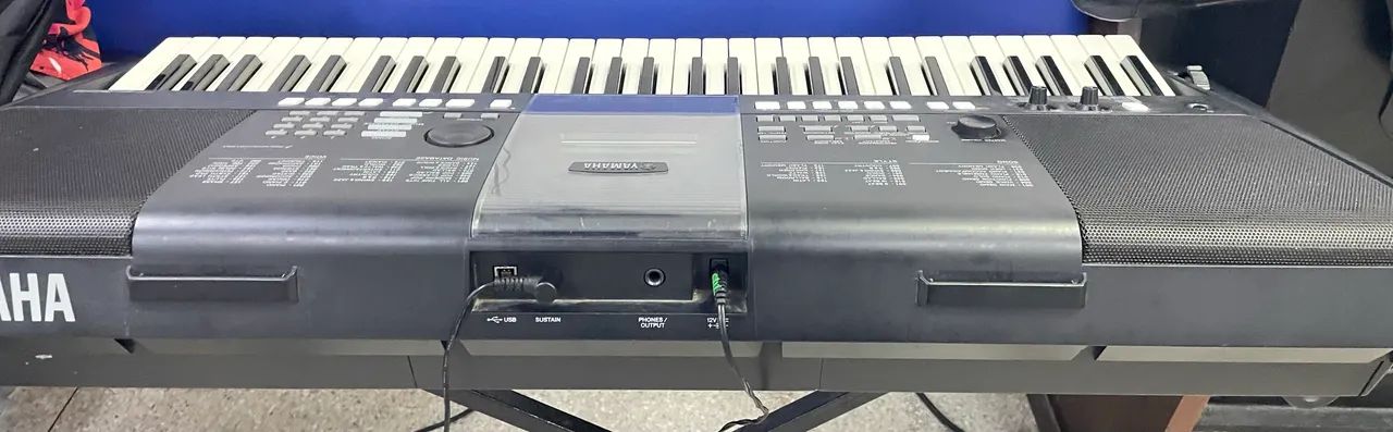 Teclado Yamaha Psr - e423