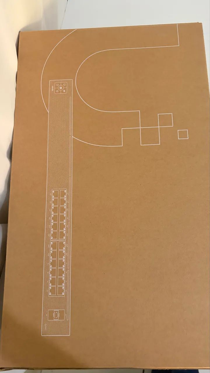 Switch UniFi 24 portas poe - Foto 3