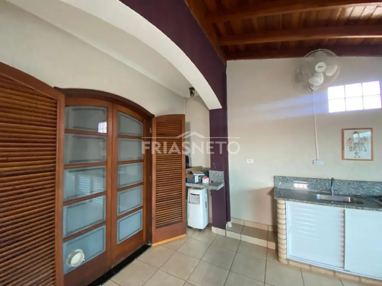 Sobrado com salão comercial e 3 Vagas de Garagem bairro Terra Nova - Foto 3