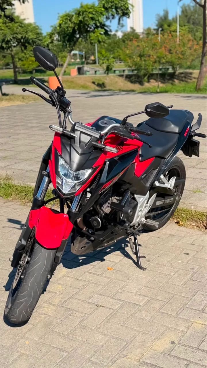 CB Twister 300F - Foto 4