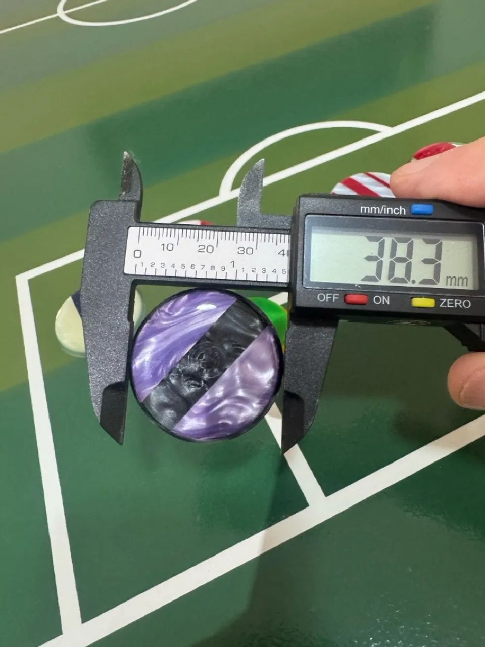 FUTEBOL DE BOTÃO DE MESA.  - Foto 4