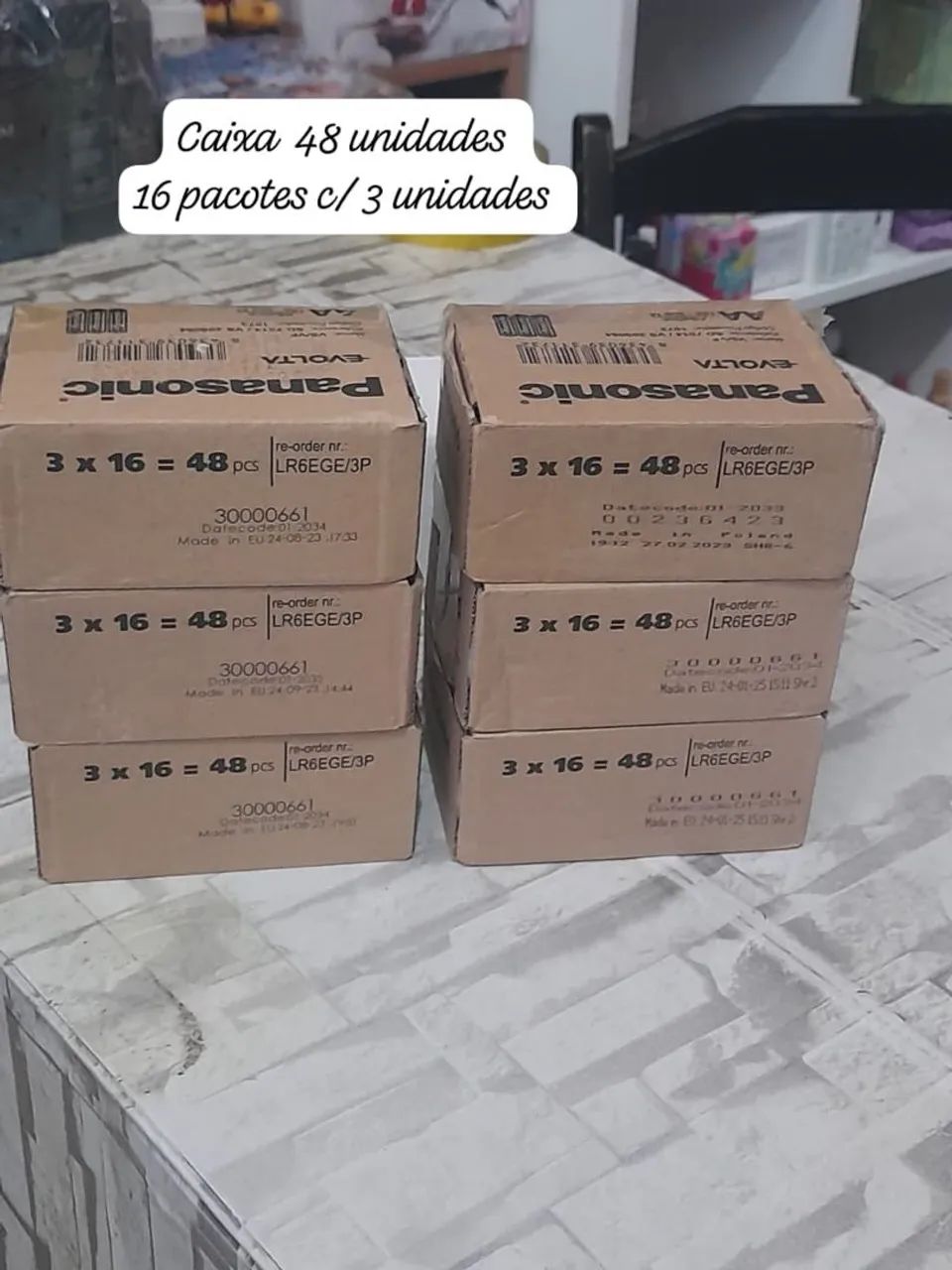 Pilhas Panasonic alcalinas não carregave1.5v lr6 Preço 60,00 a caixa com 48 unidades 