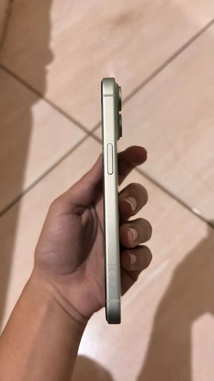 iPhone 15 256gb Green - Foto 3