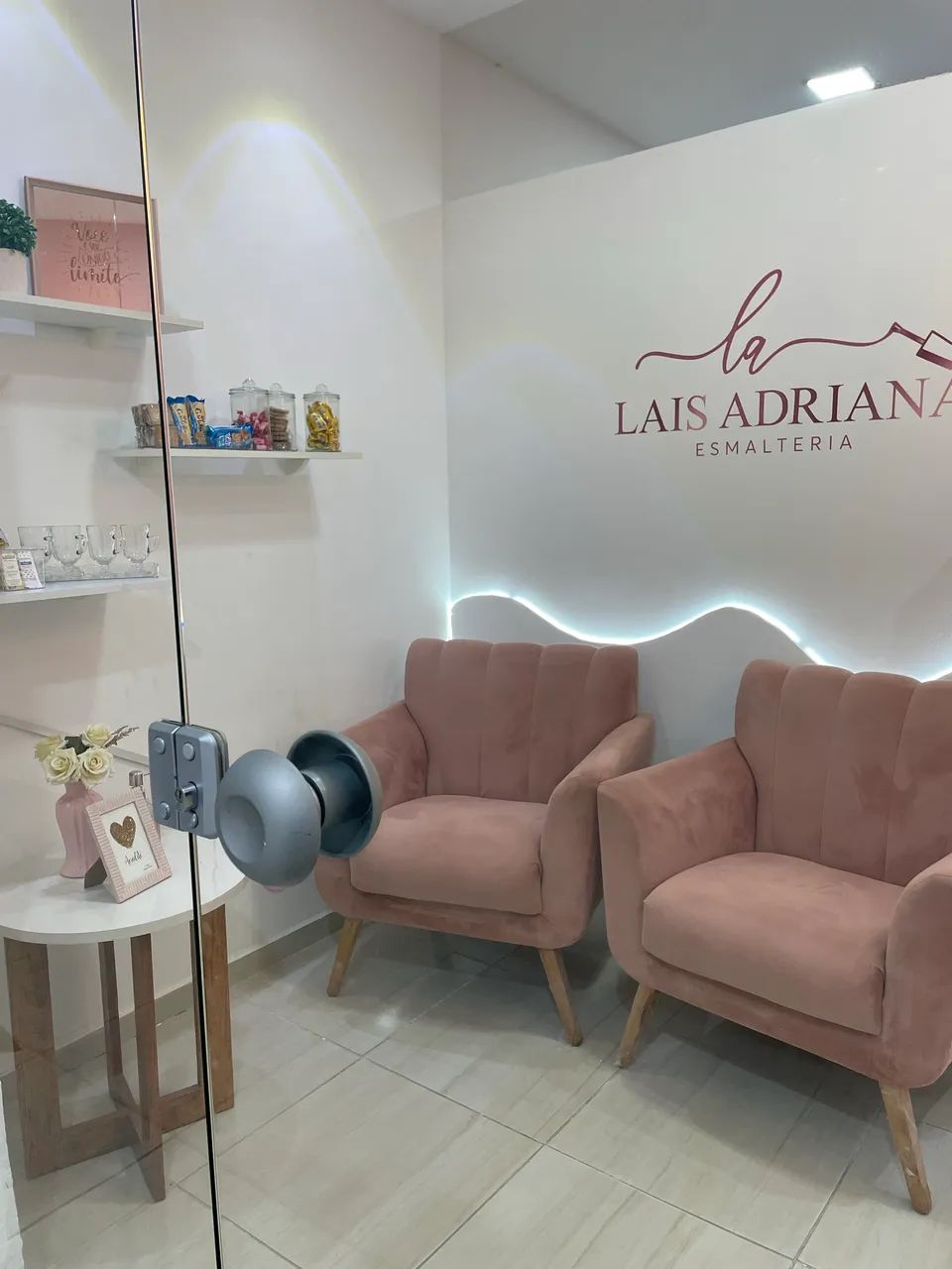Armchairs441140320237015040