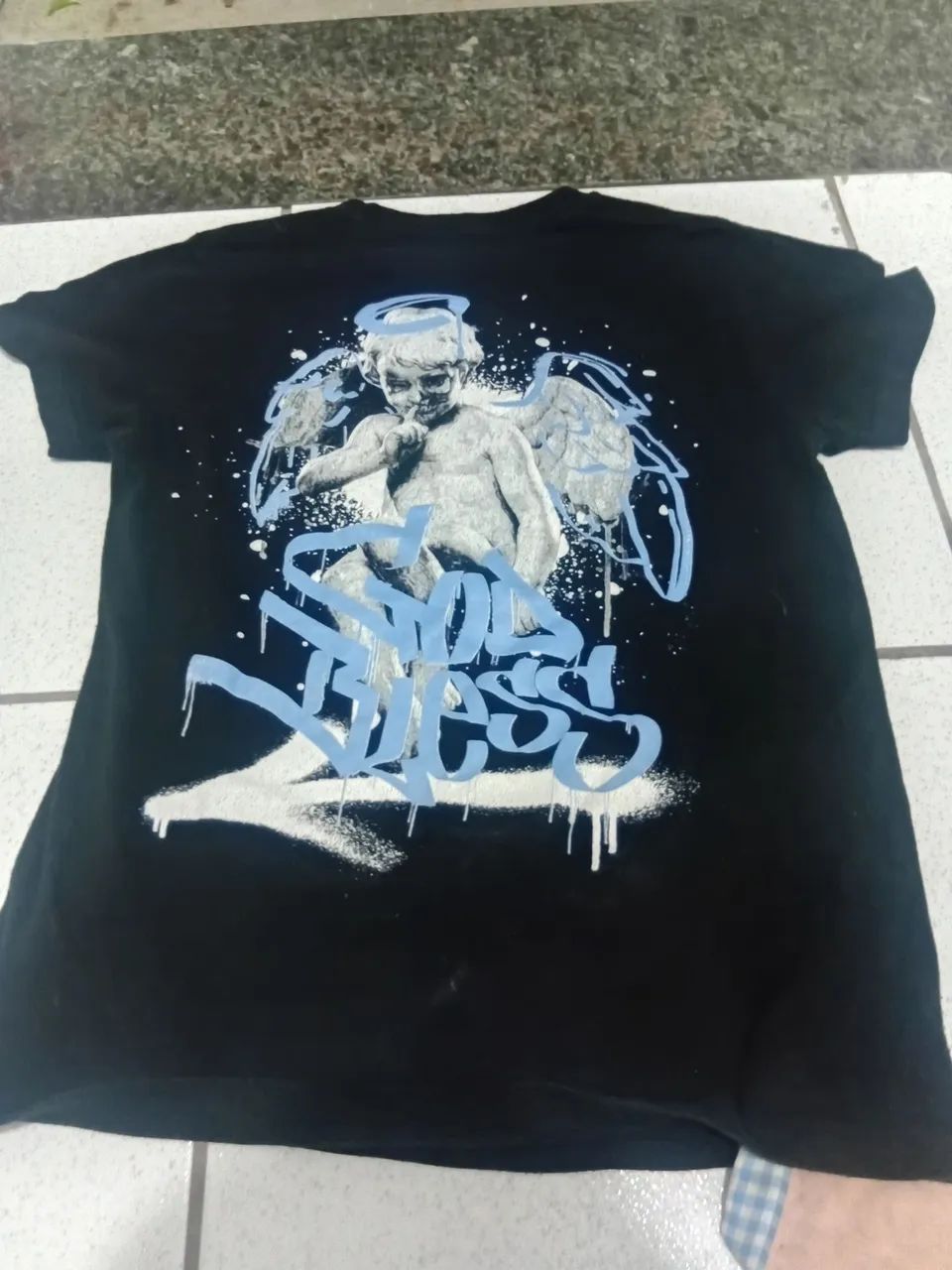 Camisa preto com desenho atraz - Foto 2