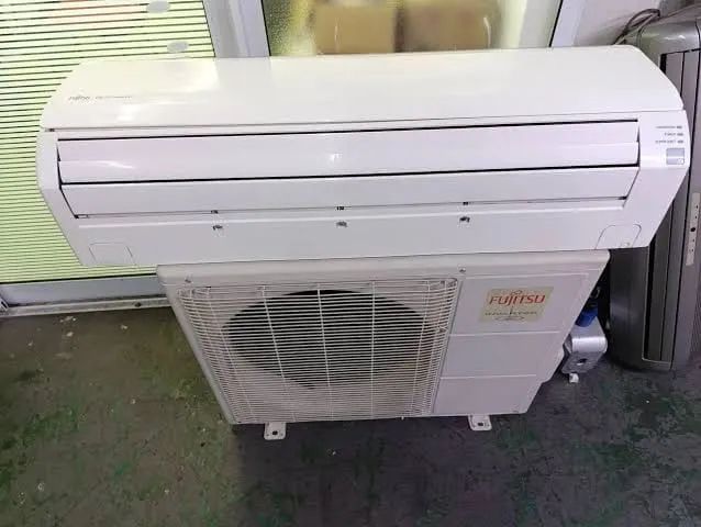 SPLIT 30MIL BTUS INVERTER