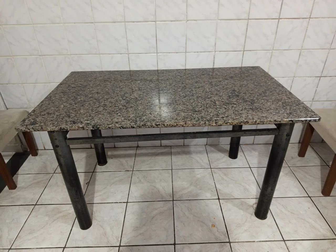 Mesa granito 