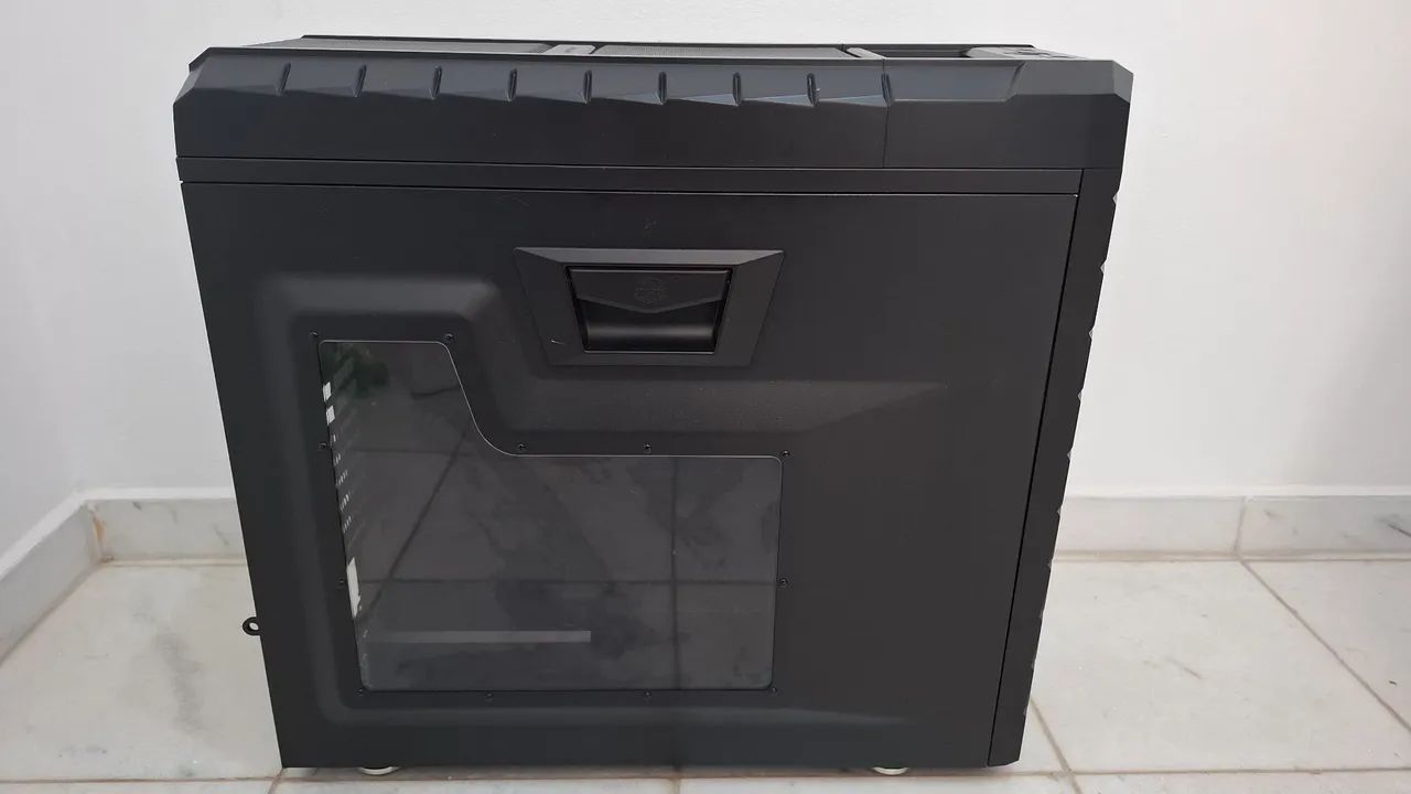 Gabinete Cooler Master (usado) - Foto 2