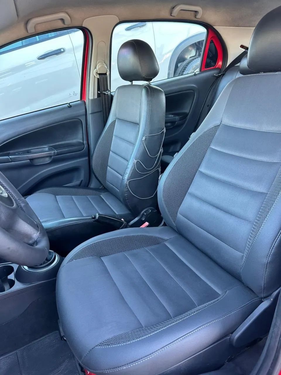 Volkswagen Gol Gol 1.0 Total Flex 8V 5p (25 Anos) 2013