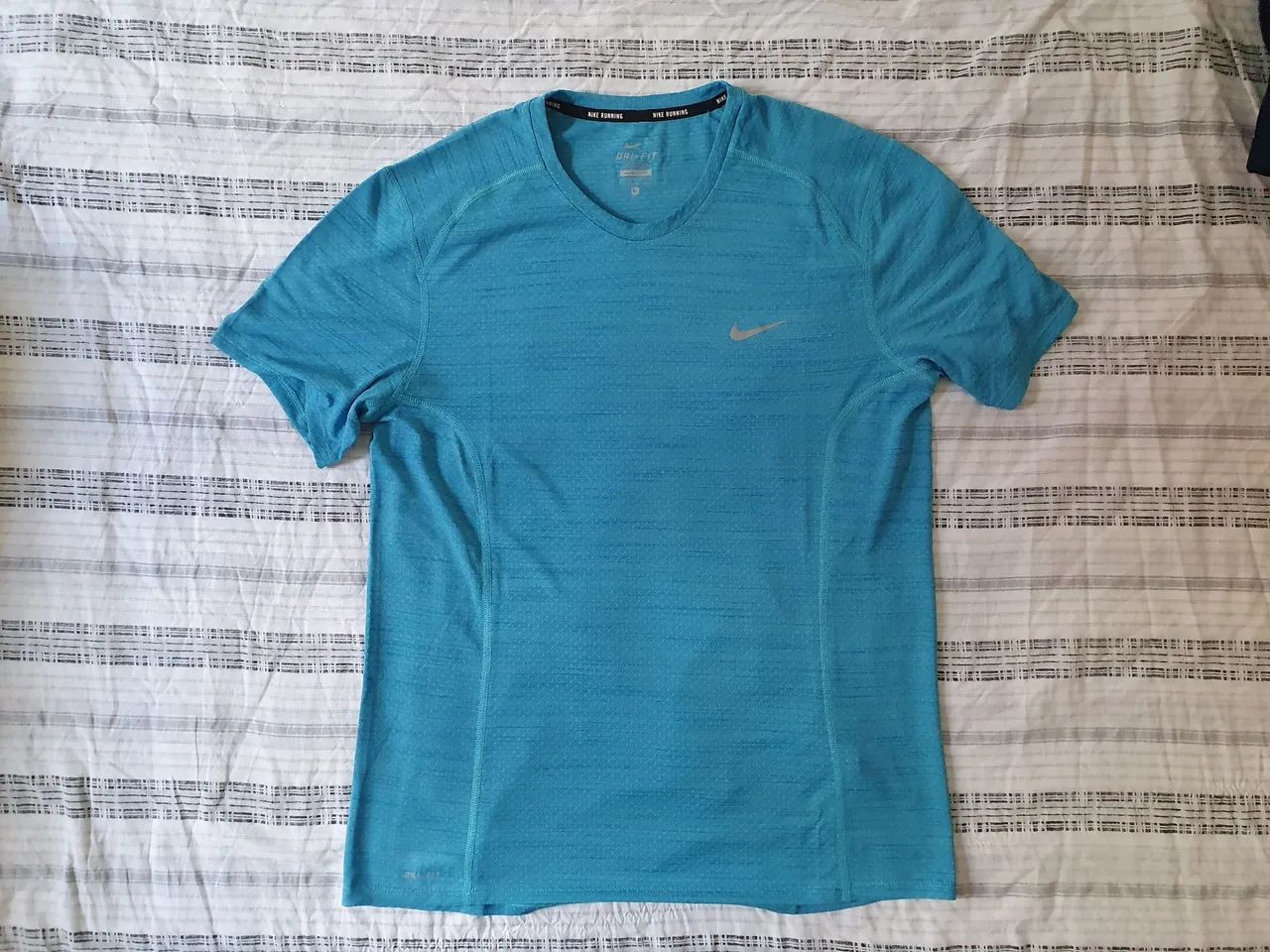 Camiseta Nike Running
