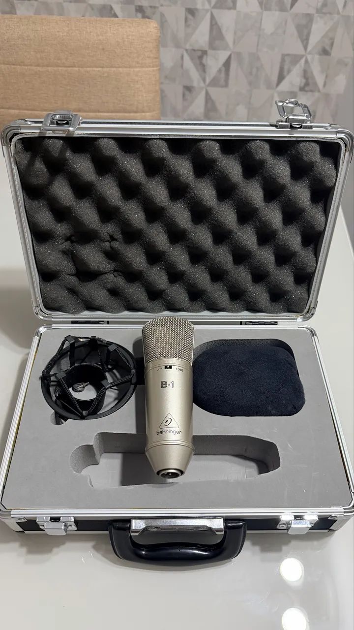 Microfone Behringer B1422080686347397120