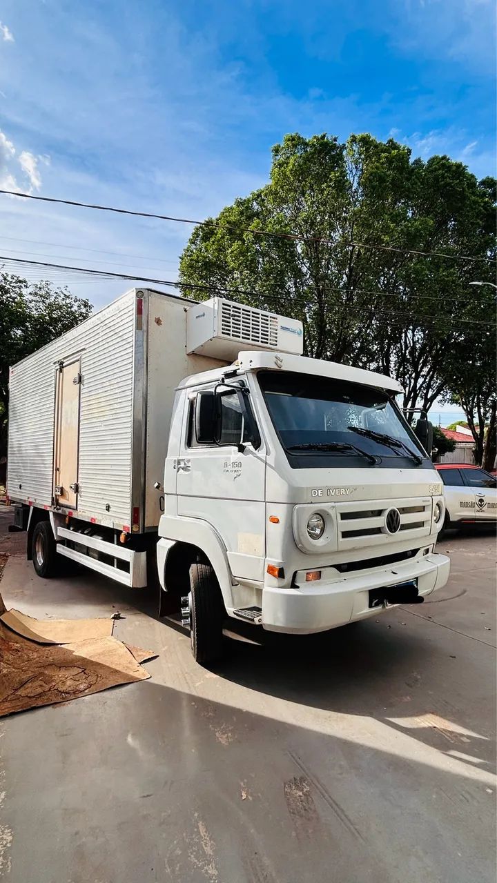 Caminhão Vw 8.150 Plus Baú  - Foto 6