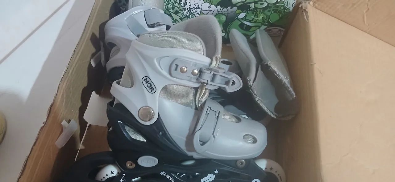 Patins novo caça tamanho 30,31 32 tamanho ajustáveis  - Foto 3