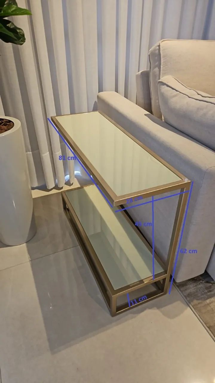 Moderna mesa lateral em estado de nova - Foto 2