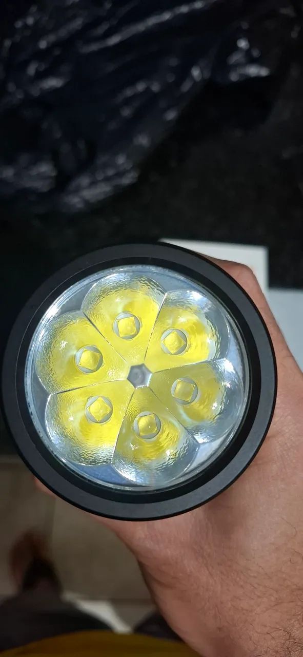 Lanterna tática sofirn q8 plus 16.000 lumens  - Foto 3
