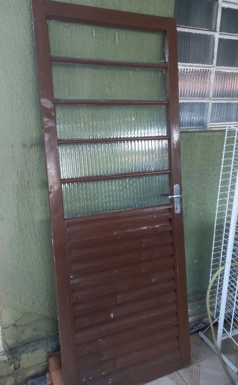 Porta de ferro 