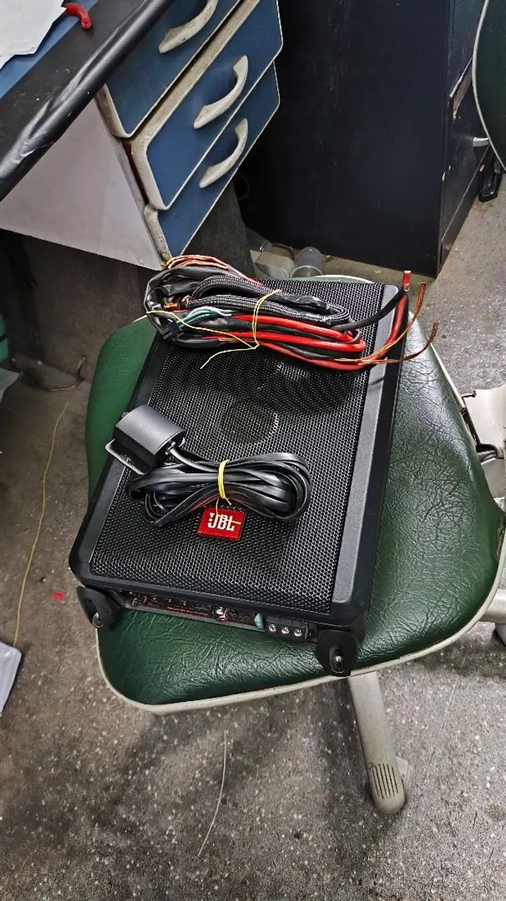 Caixa subwoofer slim jbl - Foto 2