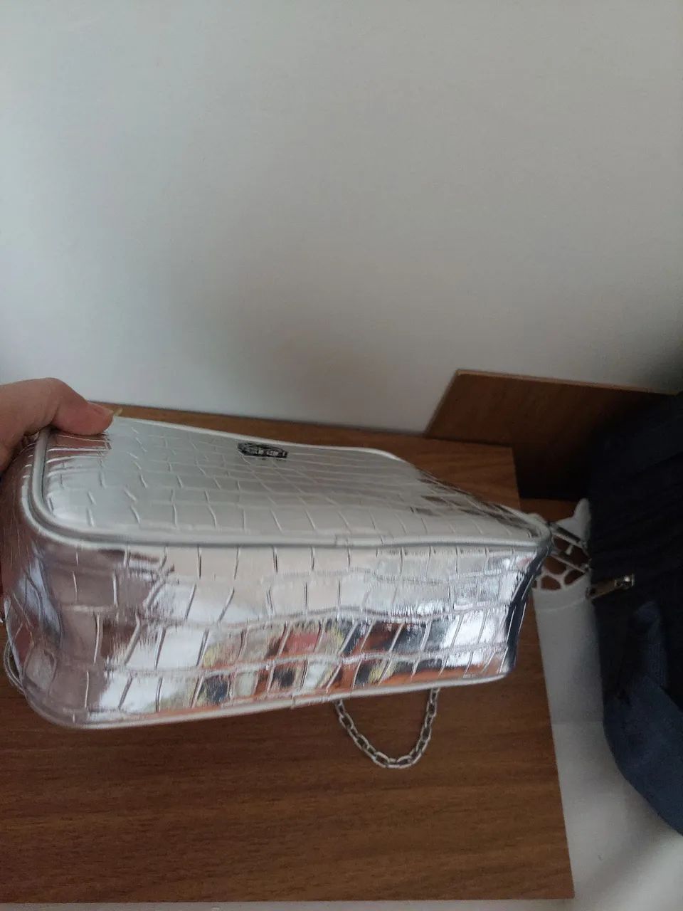 Bolsa prateada - Nova - Foto 3