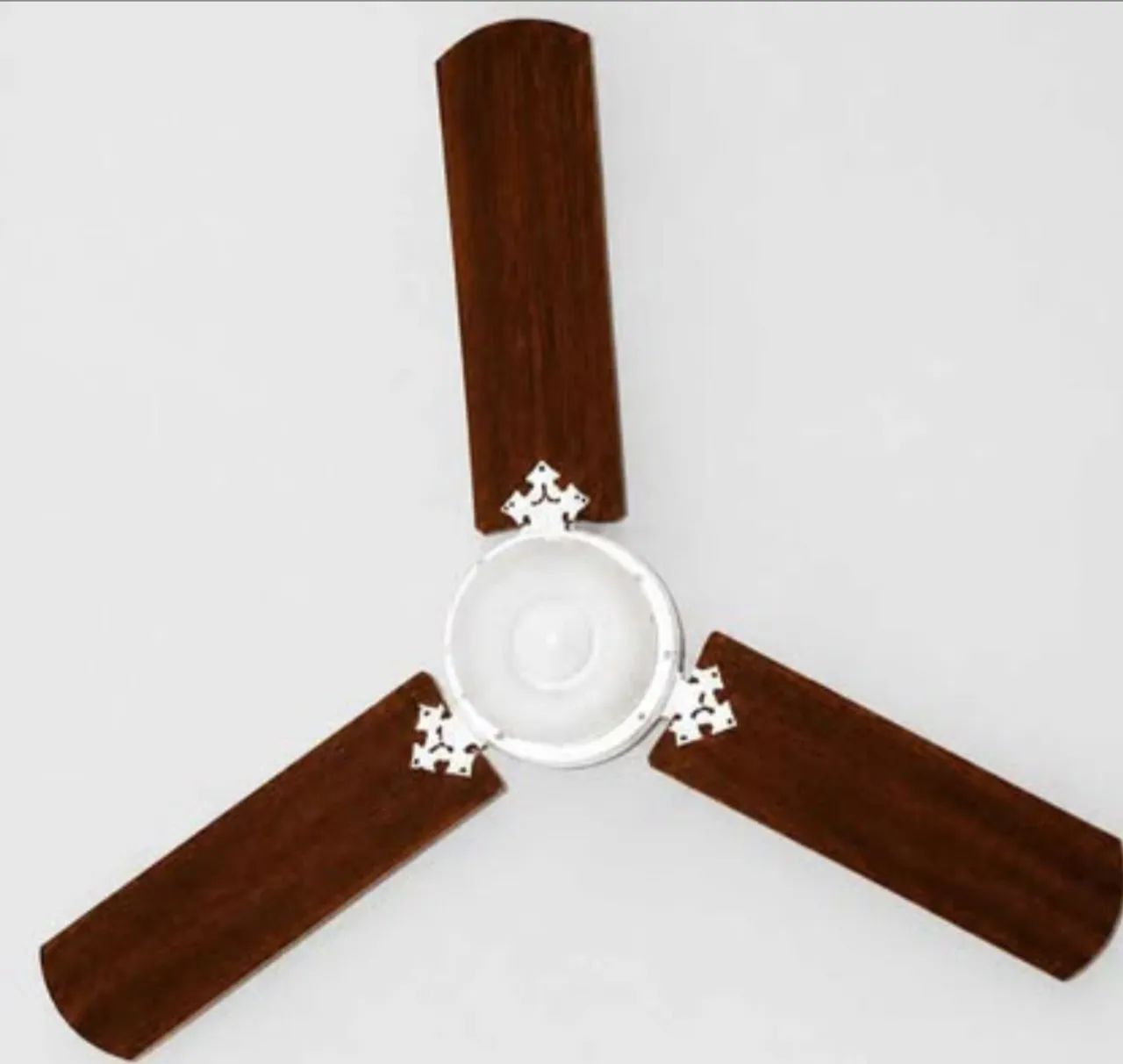 VENTILADOR DE TETO COM LUMINÁRIA - Foto 2