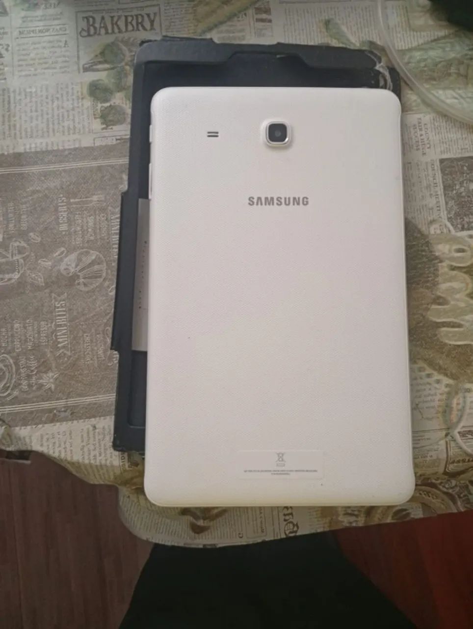 Tablet branco Samsung 9.6 - Foto 2