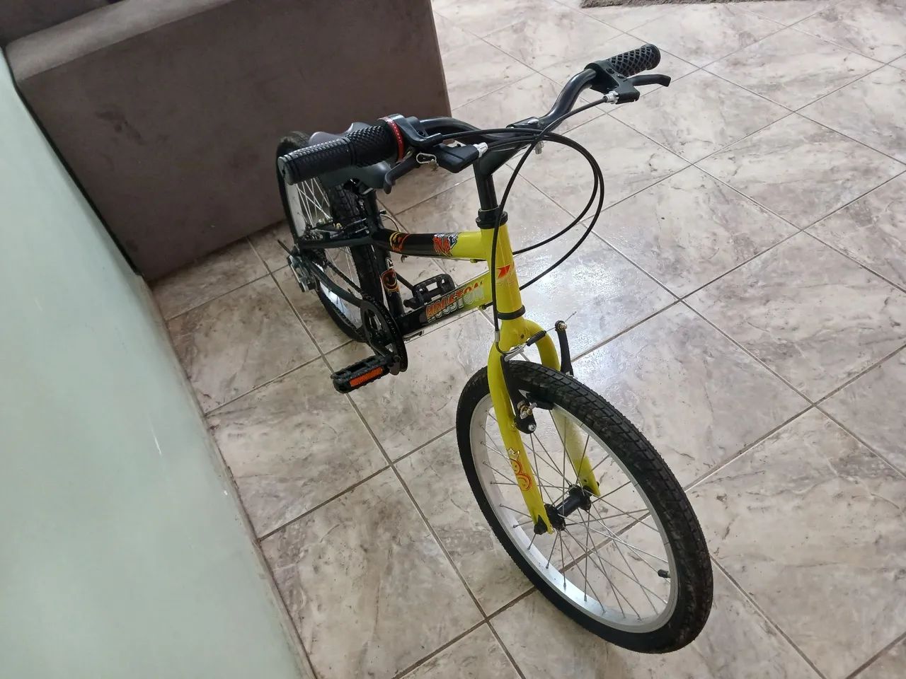 Vendo uma bicicleta novinha!