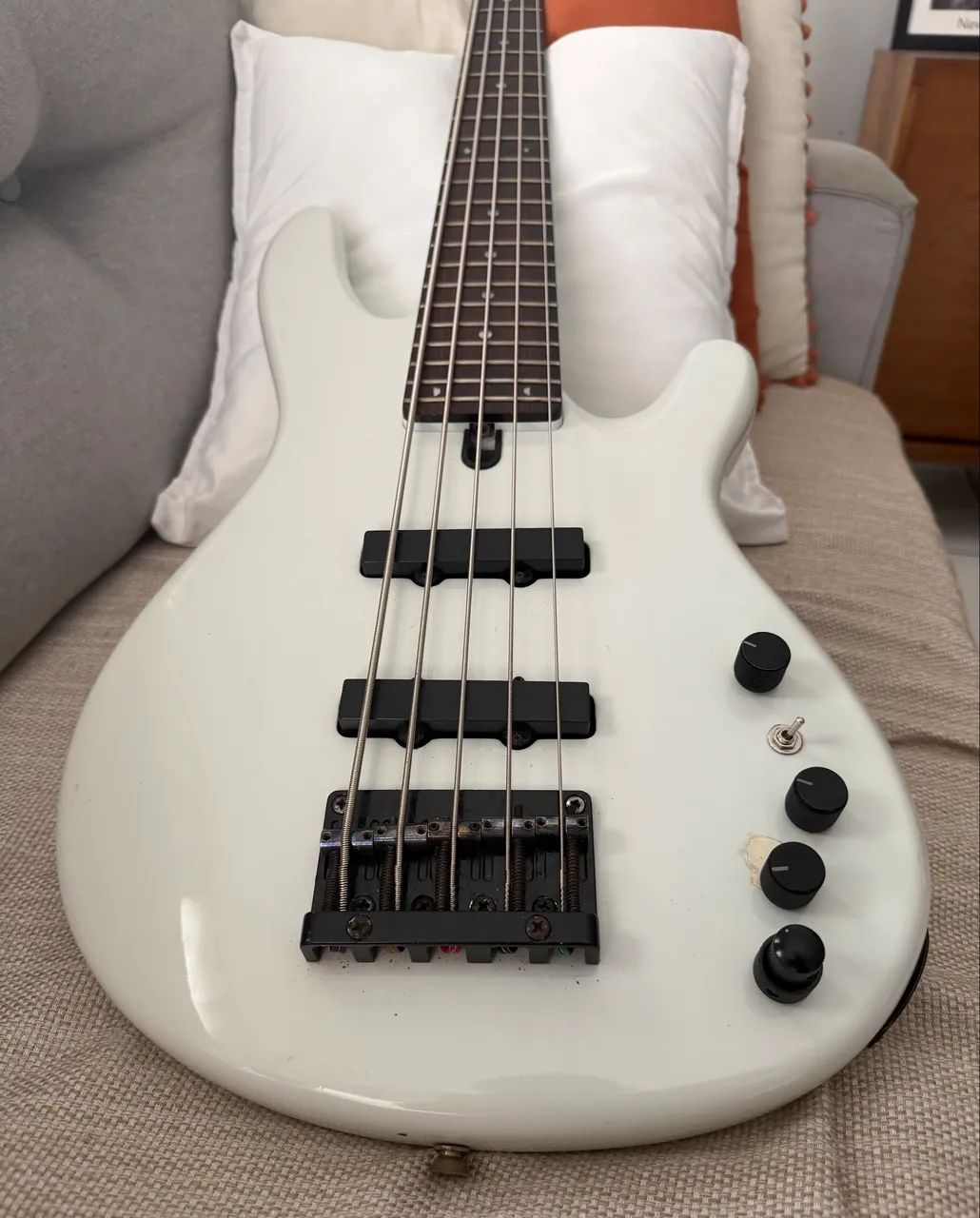 Baixo Yamaha BB405  - Foto 5