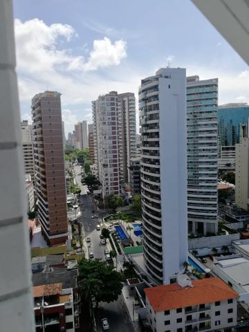 Fortaleza - Meireles area Nobre Apartamento andar Alto nascente e com vista mar - Foto 8