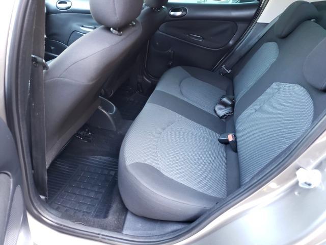 Peugeot 207 Passion XR 1.4 Completo Financio Até 60X Sem Nada De Entrada Confira - Foto 12