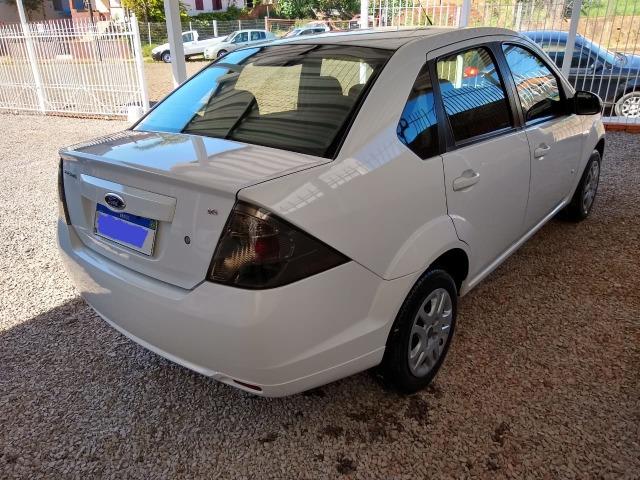 Ford Fiesta Sedan SE 1.6 ano 2014 - Foto 2