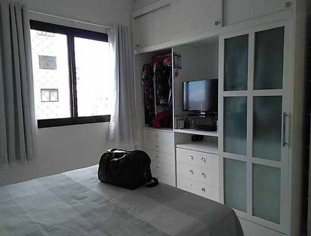 Vendo apartamento com três quartos com dependência no Stiep - Foto 9