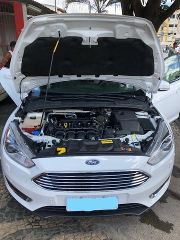 Ford Focus Titanium Plus 2.0 - Foto 2