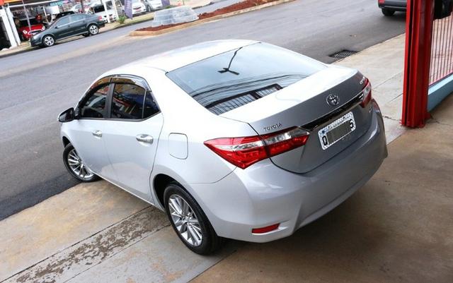 Toyota Corolla Xei 2017 - Foto 8