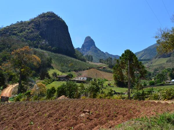 Lindo Sítio com Casa Centenária - Foto 3