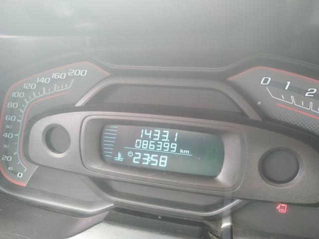 Vende-se Chevrolet Montana - Foto 2