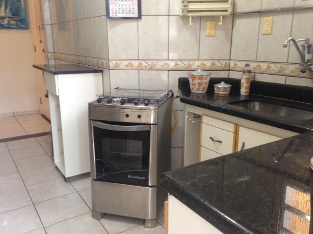 Apartamento de 02 dormitórios, todo mobiliado no Gonzaga em Santos/SP - Foto 11