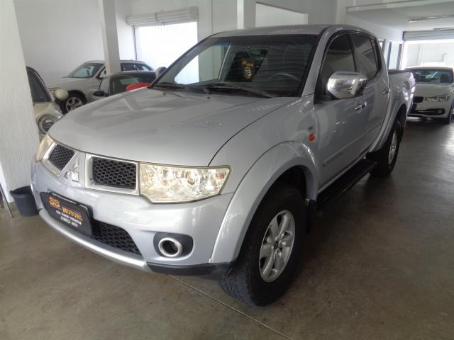 MITSUBISHI L200 TRITON 2012/2013 3.2 HPE 4X4 CD 16V TURBO INTERCOOLER DIESEL 4P AUTOMÁTIC - Foto 2