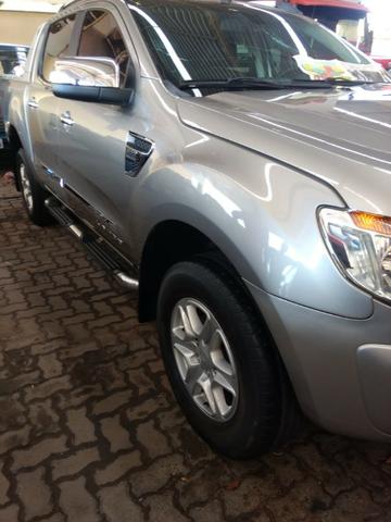 Ford Ranger Limted em perfeito estado