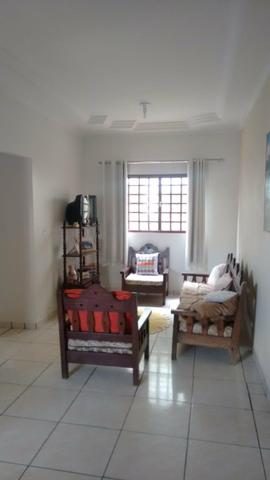 Vendo casa em Caldas Novas. setor Itaguai 3 - Foto 2