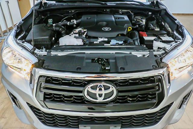 TOYOTA HILUX CD DSL 4X4 SRV AT 19/20 - Foto 13