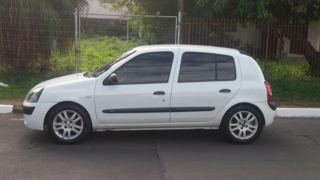 Clio 1.0 hatch
